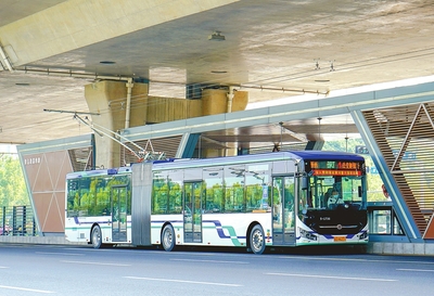 节日期间济南公交完成客运量约445万人次